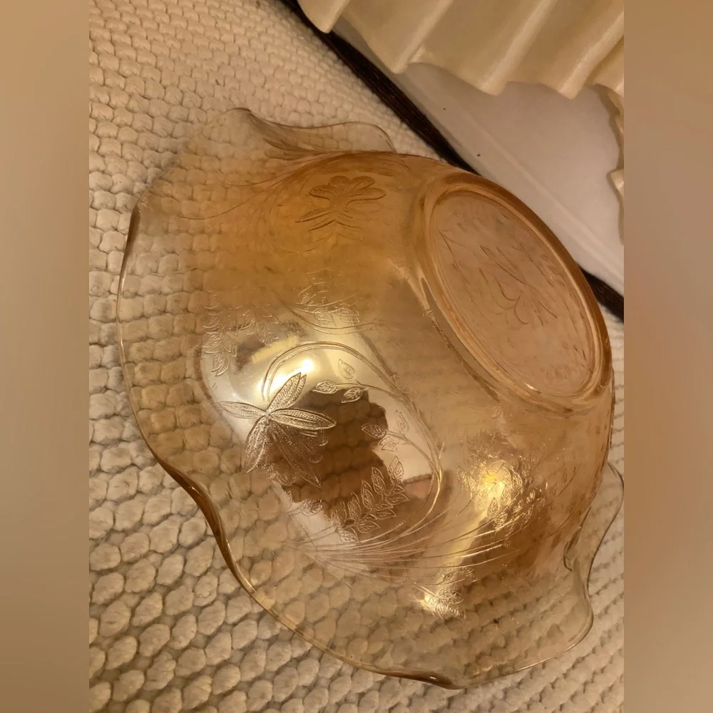 VINTAGE BOWL